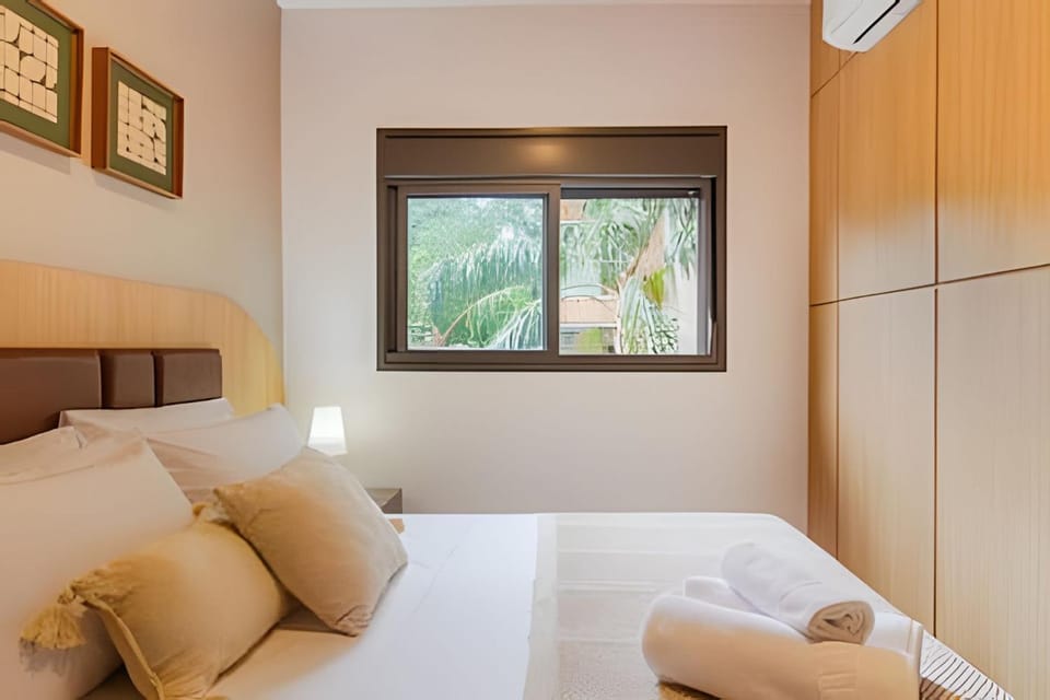 View (from property/room), Photo of the whole room, Bedroom