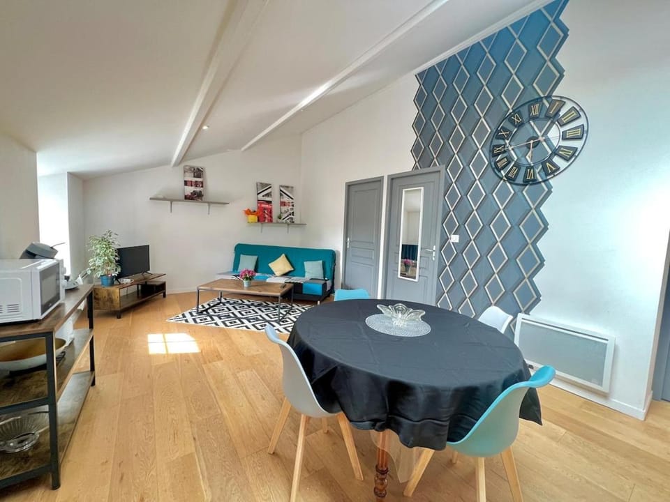 Le Calliope 2 bedroom apartment with parking Apartment in Poitiers