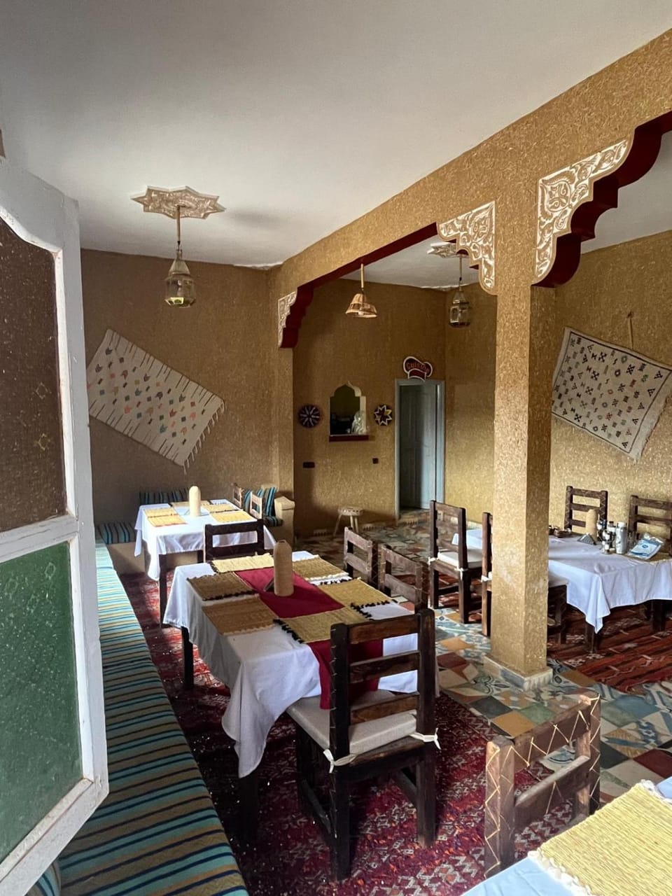 Dining area, Food, Breakfast, Buffet breakfast, Lunch, Dinner