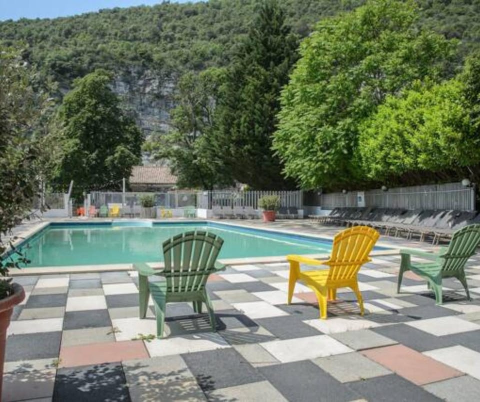 Natural landscape, Mountain view, Pool view, Swimming pool, sunbed