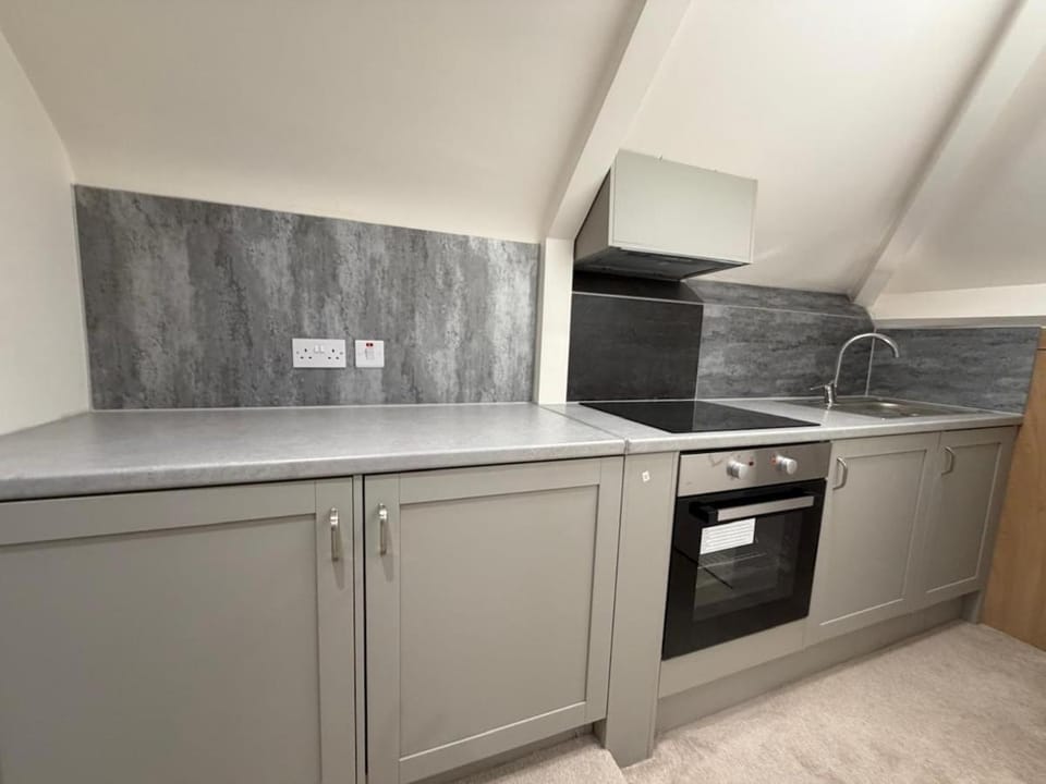 Stylish Luxury 1-Bed Flat , 3 mins walk to East Finchley Station, N2 Apartment in London