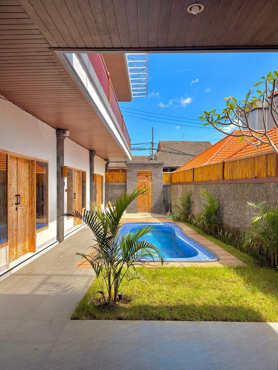 Garden, Swimming pool