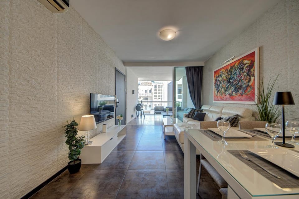 The Joe Residence - 501 Apartment in Saint Julians