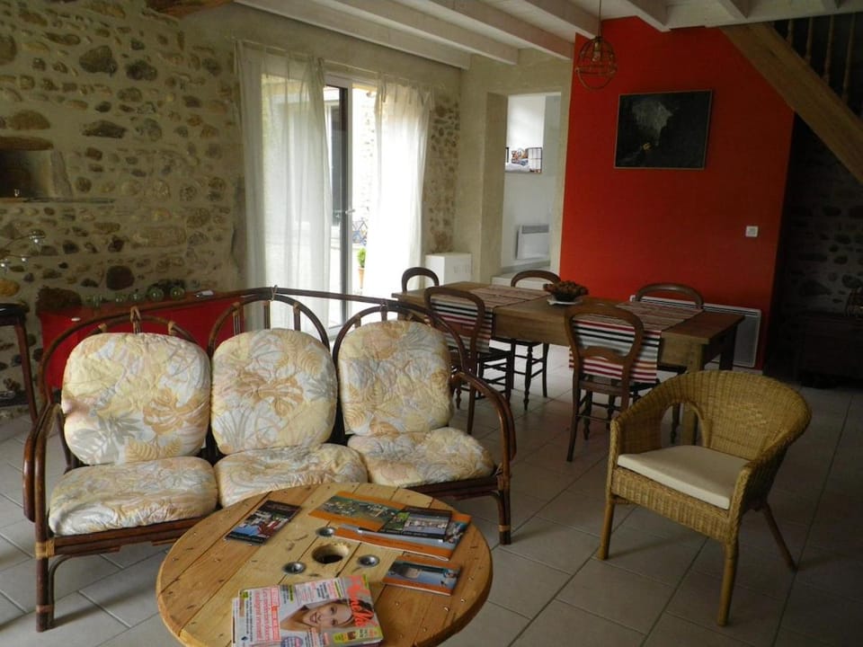 Castagnet Gîte House in Nouvelle-Aquitaine