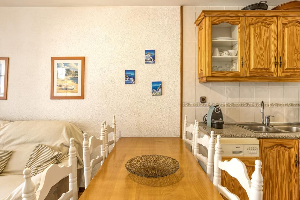 Amarres con Piscina House in L'Escala