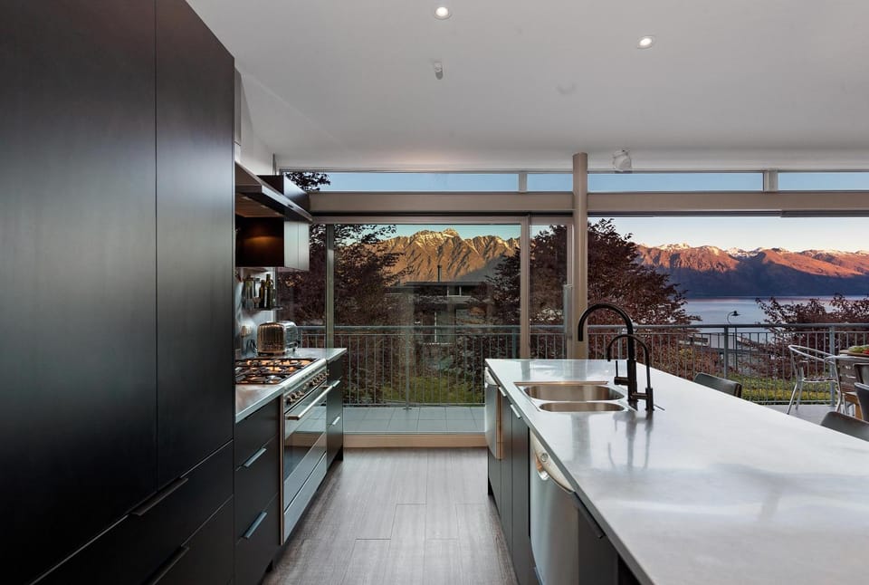 Kitchen or kitchenette, Mountain view