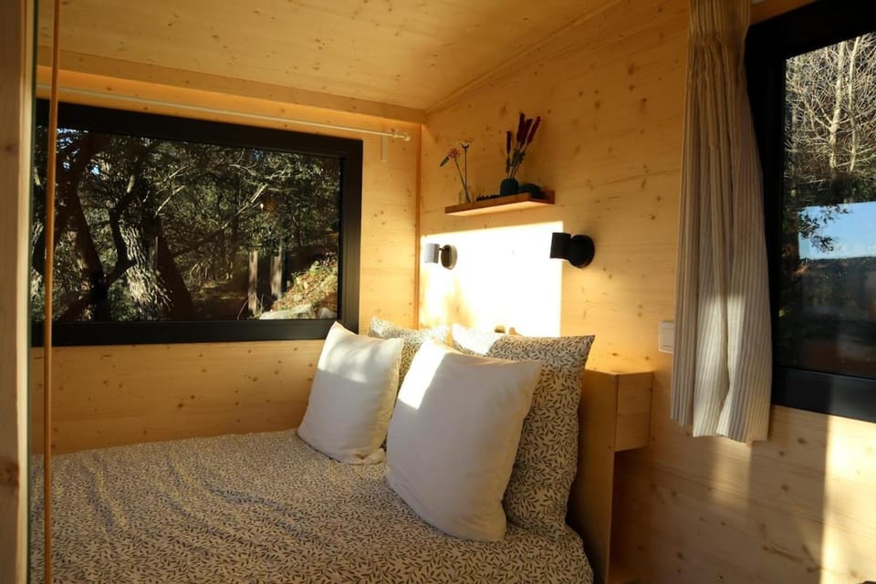 Tiny House Sainte Victoire - Brasserie Aix Pression Chalet in Le Puy-Sainte-Réparade