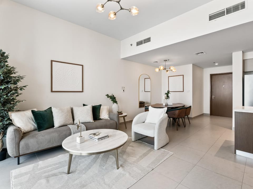 Exquisite 2BDR Retreat In Forte-33 Apartment in Dubai