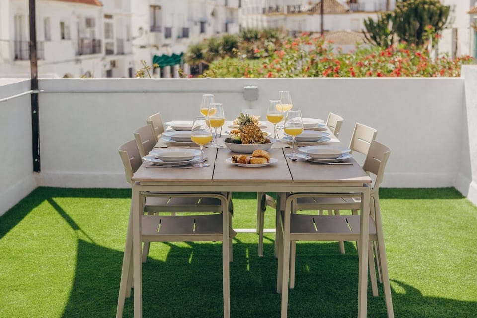 Off site, Balcony/Terrace