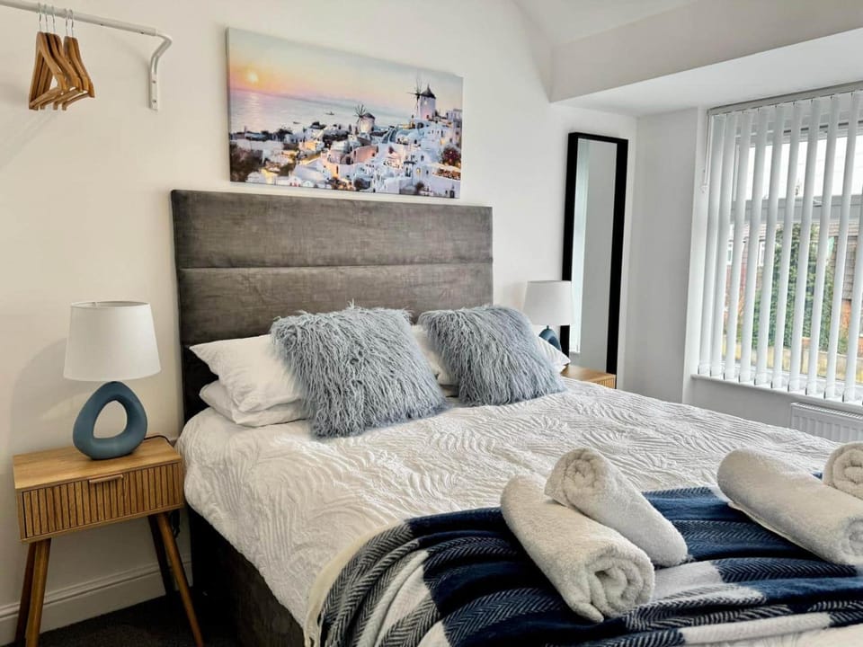 Filton 3BR Home | Near Airbus & MOD House in Bristol