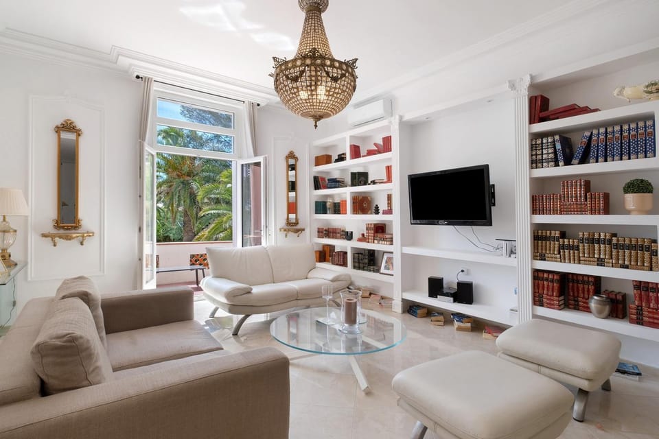 Property building, Living room