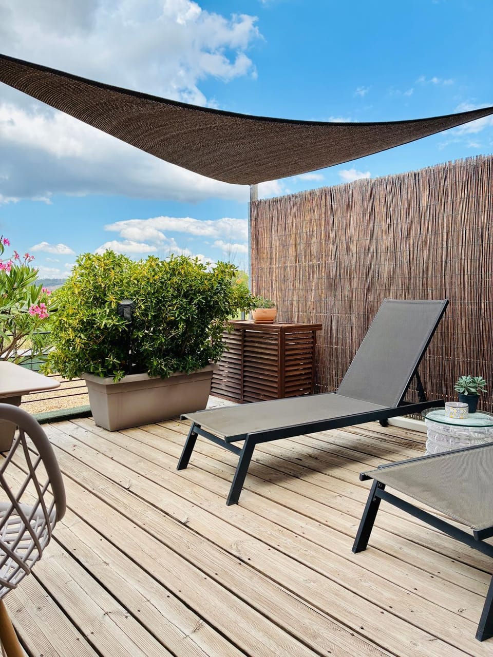 Balcony/Terrace, sunbed