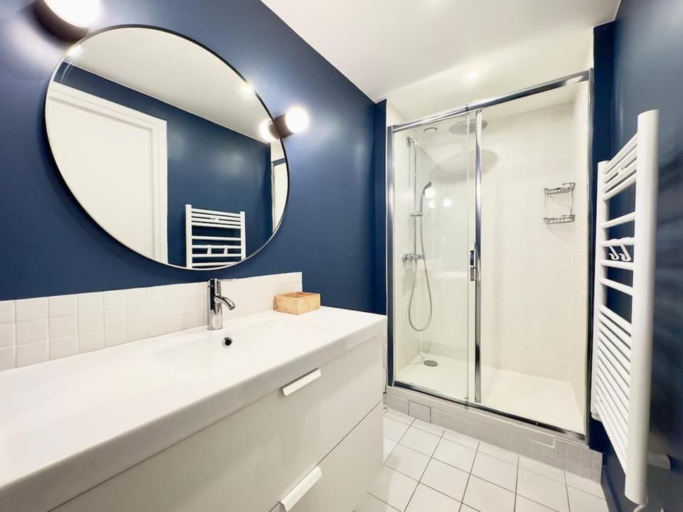 Sublime Appartement 4P - Tour Eiffel 5' Apartment in Paris