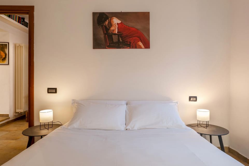 Piramide Metro & Ostiense Station Comfort Stay Apartment in Rome