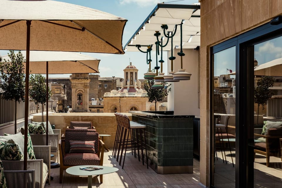 Balcony/Terrace, Lounge or bar