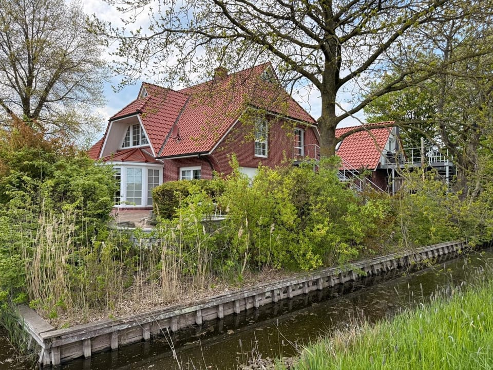 Neues Feriendomizil Deichblick - Nordseeurlaub mit Balkon und Garten im idyllischen Butjadingen Apartment in Butjadingen