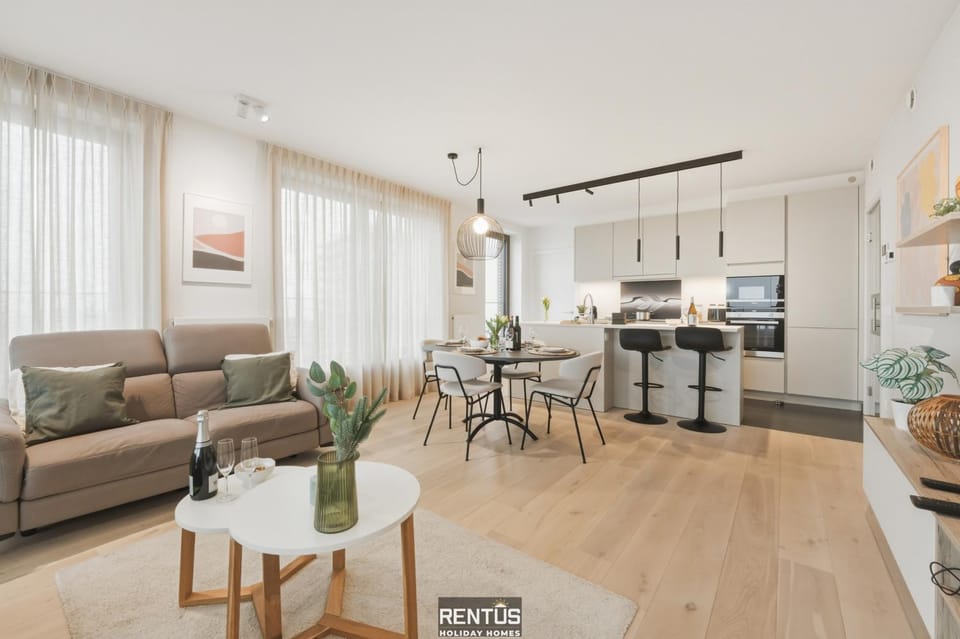 Living room, Seating area, kitchen