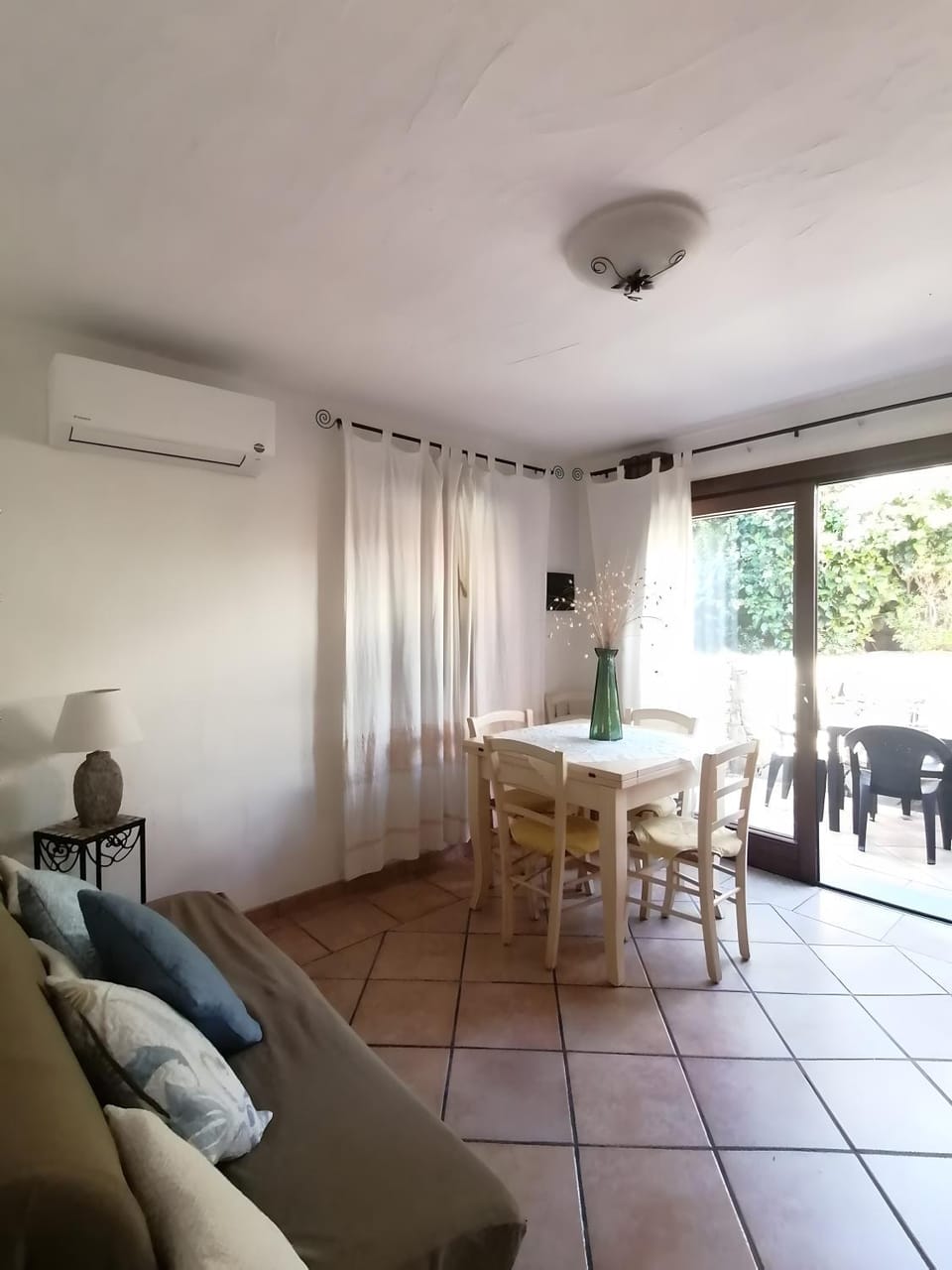 Property building, Living room