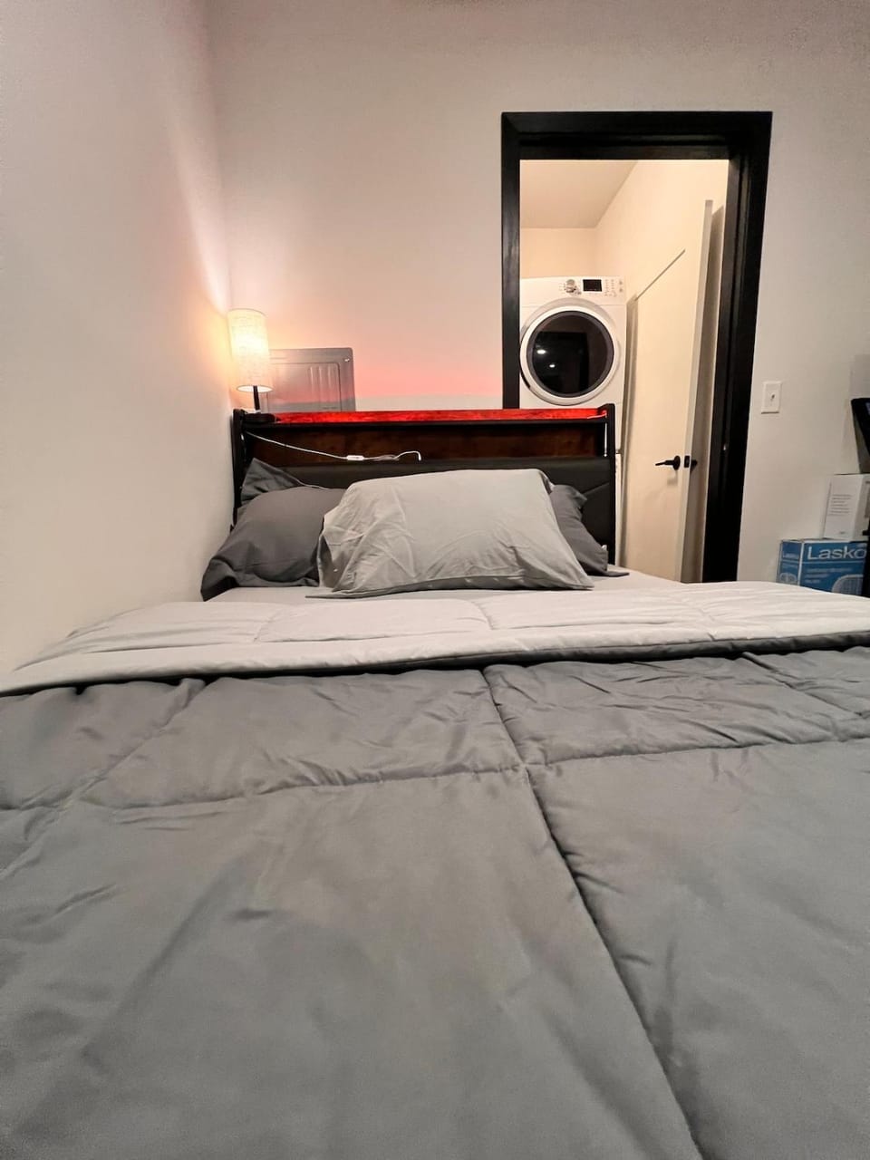 Cozy Studio In Madison Apartment in Fitchburg