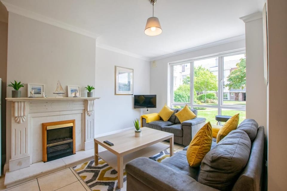 Spacious 4 Bed Apartment in Limerick City Apartment in Limerick