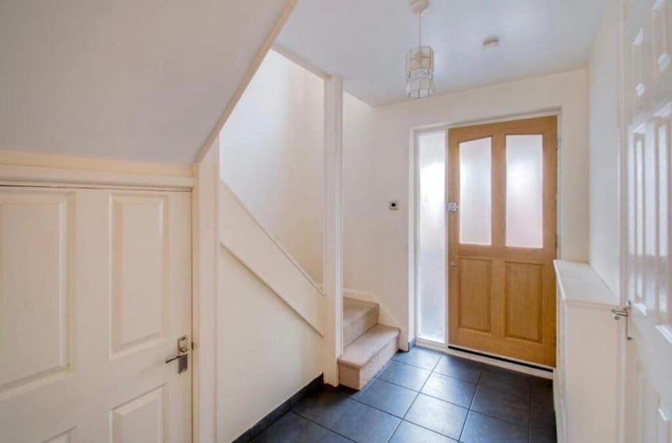 Cosy 3BR Home in Redditch - Sleeps 6 House in Wychavon District