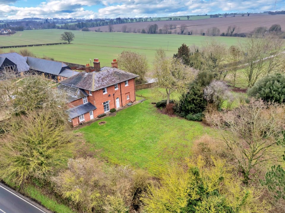 Property building, Patio, Spring, Day, Bird's eye view, Garden, Garden view