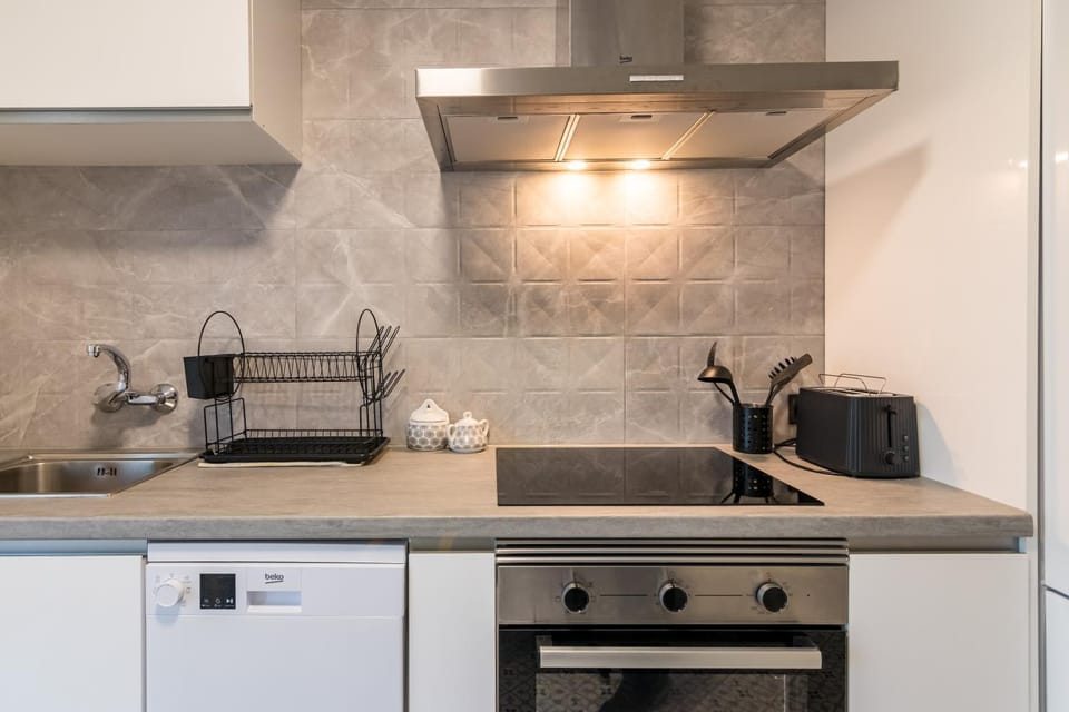 Kitchen or kitchenette, Living room
