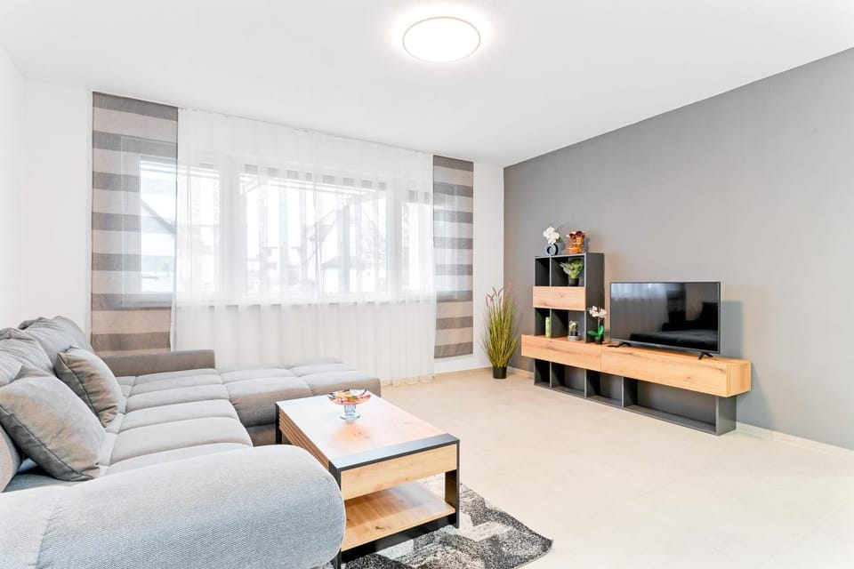 Stylish Apartment close to Outletcity Metzingen Apartment in Metzingen