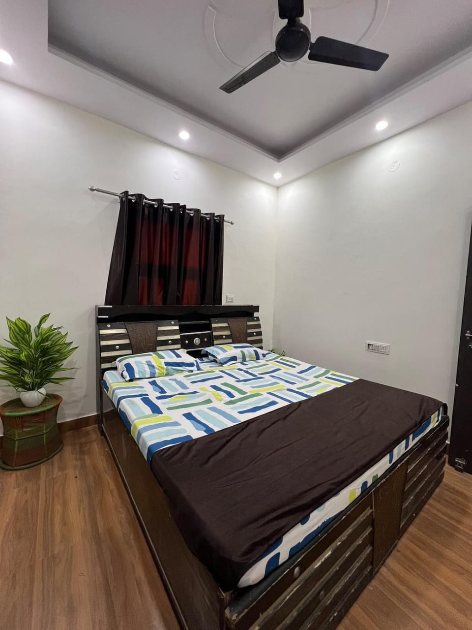 Cozy Cube Apartment in Delhi