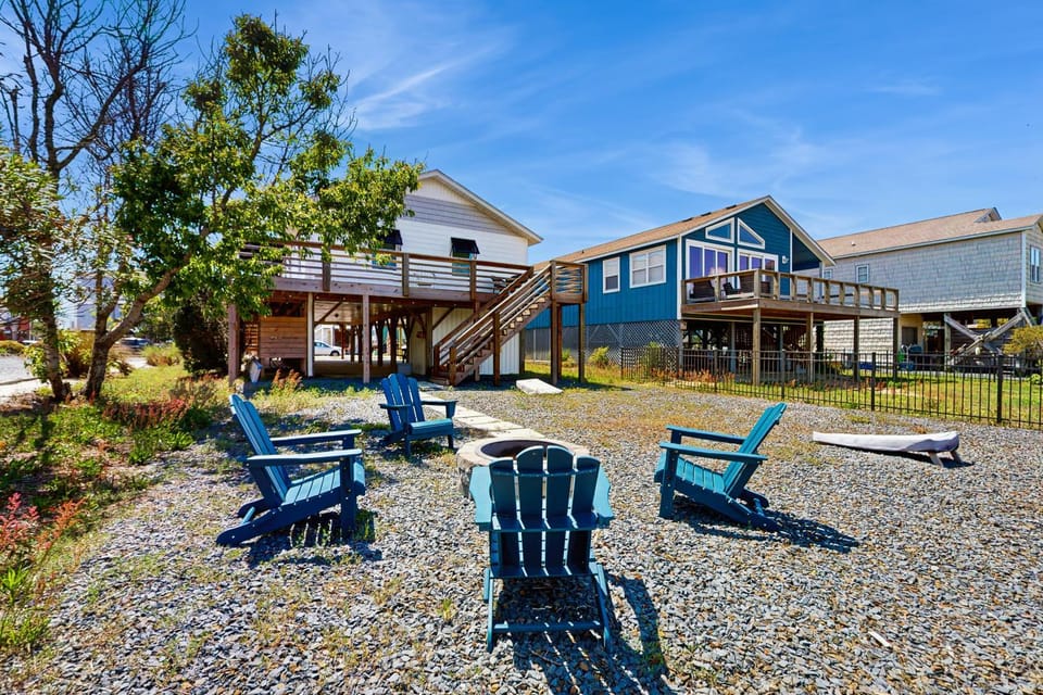 OAI118 Southern Marsh House in Oak Island
