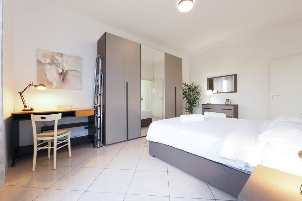 Bed, Bedroom, wardrobe