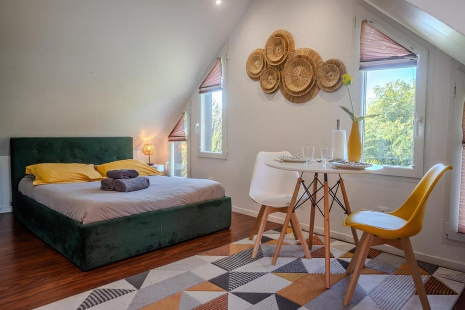 Les Cognassiers - Studio Cosy & Equipé - Parking Gratuit - Professionnels & Familles Apartment in Illkirch-Graffenstaden