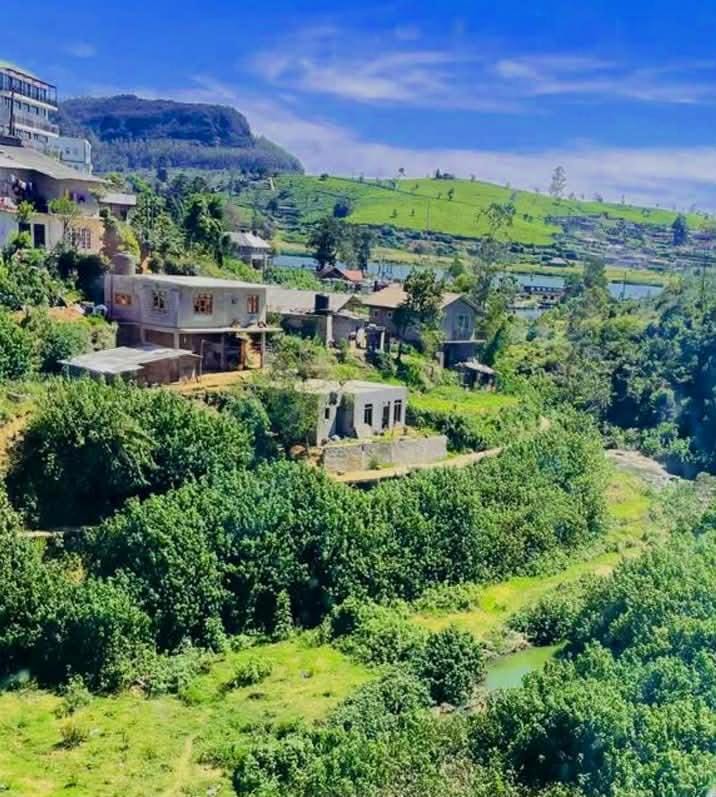 Nearby landmark, Day, Natural landscape, City view, Mountain view, Sunrise
