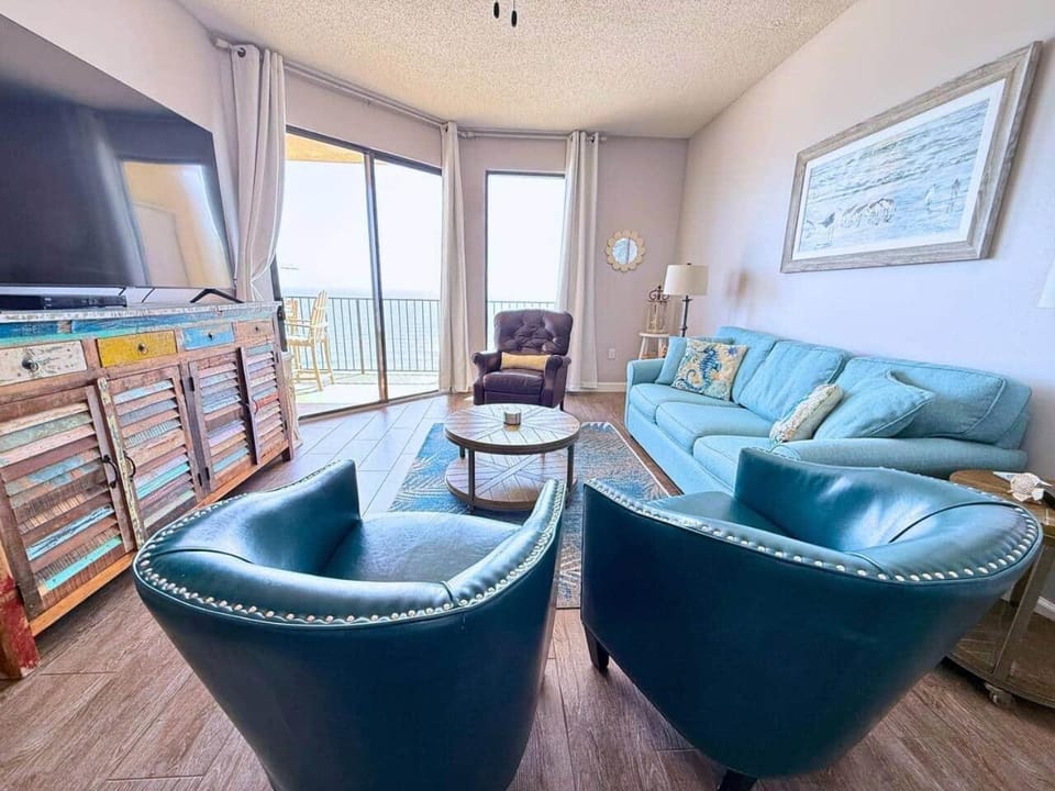Cozy Turtle | Phoenix V Unit 1109 Apartment in Orange Beach