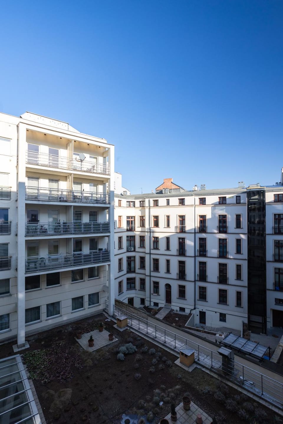 Property building, Day