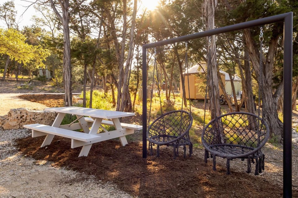 Stetson Luxury Yurt-Cabin - Hot Tub & Soaking Tub Cabin in Canyon Lake