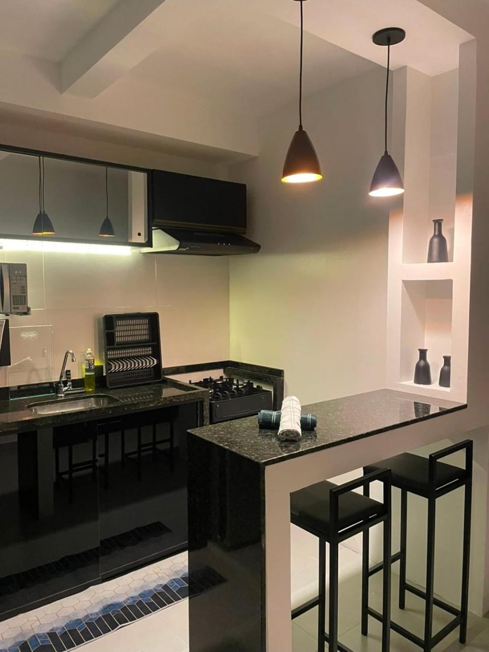Kitchen or kitchenette, Dining area, stove