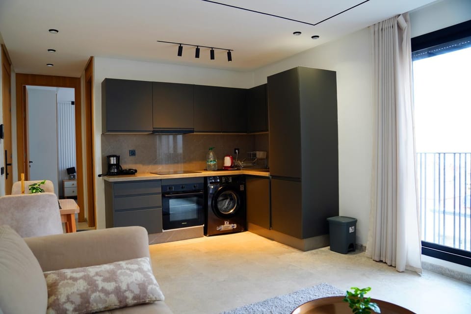 Kitchen or kitchenette, kitchen, kitchen