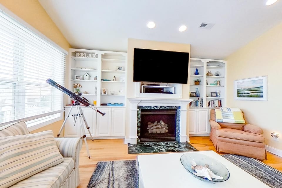 OIB10 Life's Too Shore House in Ocean Isle Beach