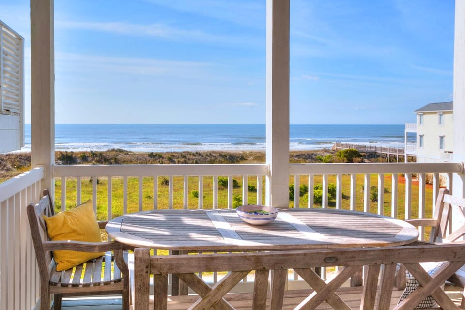 OIB13 Pelican's Watch House in Ocean Isle Beach