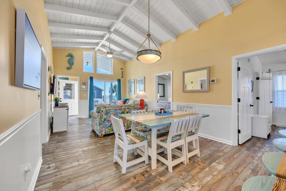 OIB23 Starfish Cottage House in Ocean Isle Beach