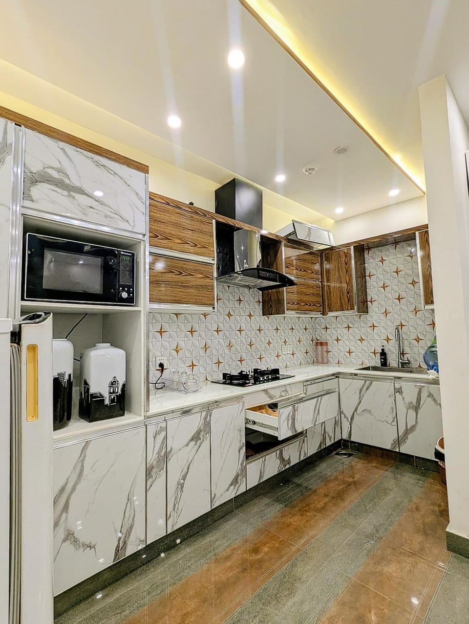 Kitchen or kitchenette