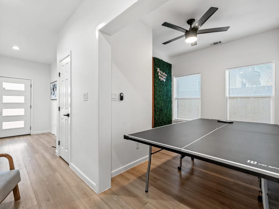 Modern Gem Near Downtown! House in Dallas