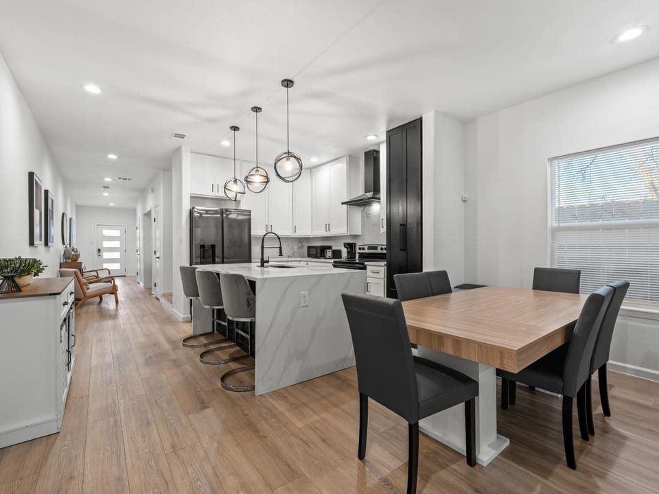 Modern Gem Near Downtown! House in Dallas