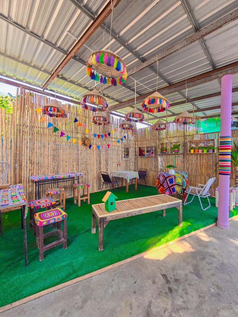 Baan Ton Lam Yai Kohlarn Resort บ้านต้นลำไยเกาะล้านรีสอร์ท Bed and Breakfast in Chon Buri Changwat