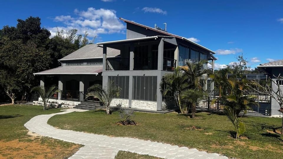 POUSADA DOS ALOCTONES - Ranch with swimming pool, Jacuzzi, Grill, fire pit House in State of Goiás