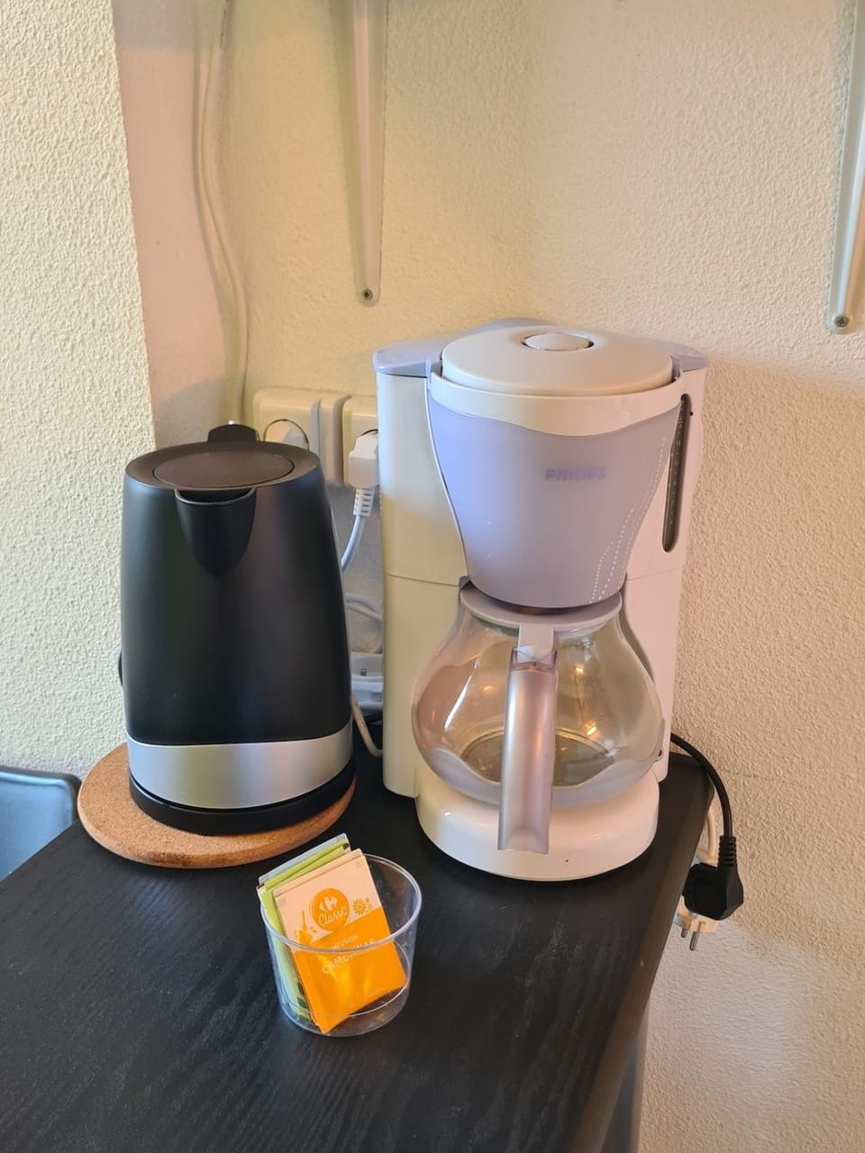 Coffee/tea facilities