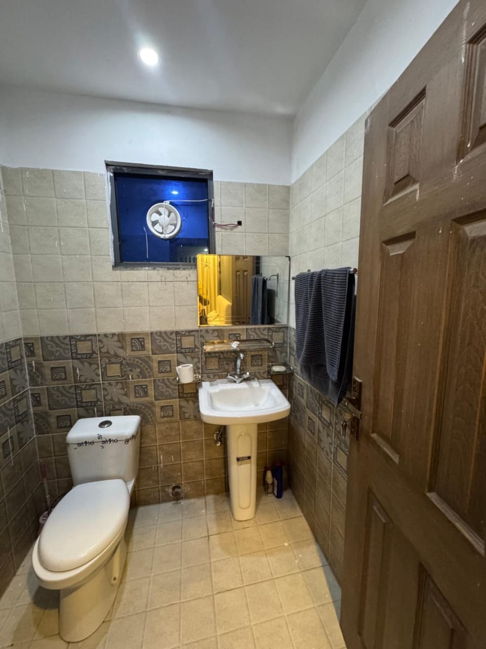 Crown View Penthouse Apartment in Islamabad