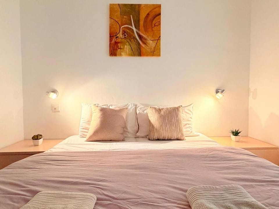 Modern 2 BR Apartment - Windsor - Sliema Apartment in Sliema