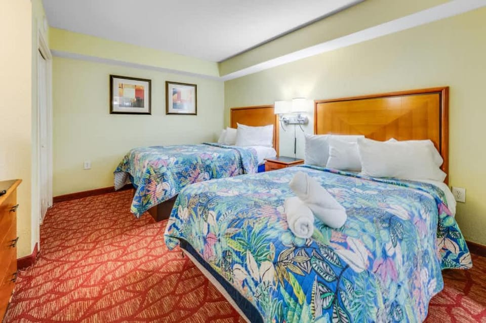 Amaze 18th floor Direct Ocean front Views & Pools House in Myrtle Beach